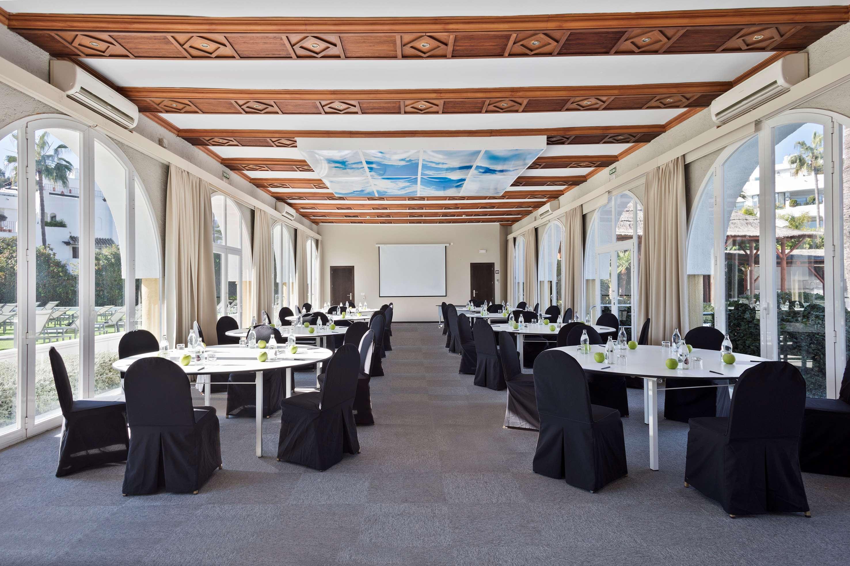 Me Marbella Hotel Exterior photo Meeting room