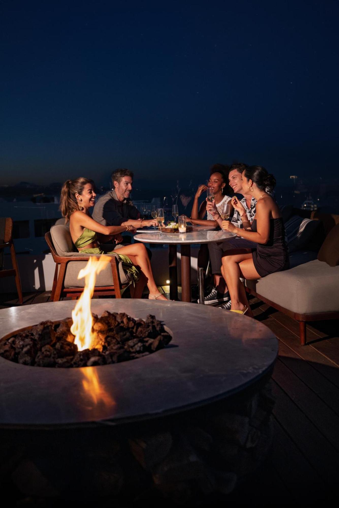 Me Marbella Hotel Exterior photo The Terrace at the InterContinental San Francisco