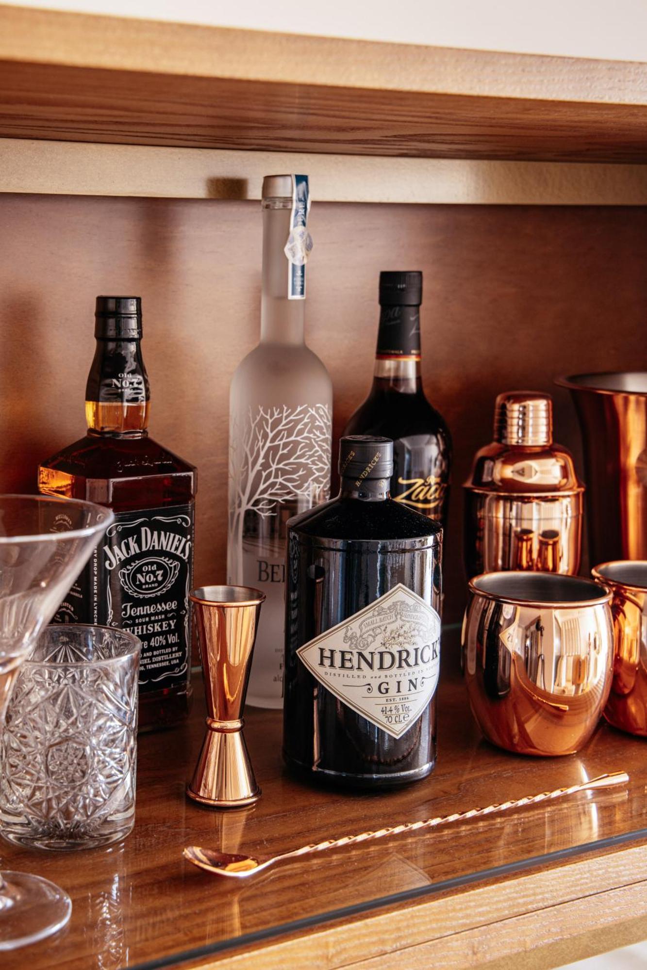 Me Marbella Hotel Exterior photo A selection of spirits