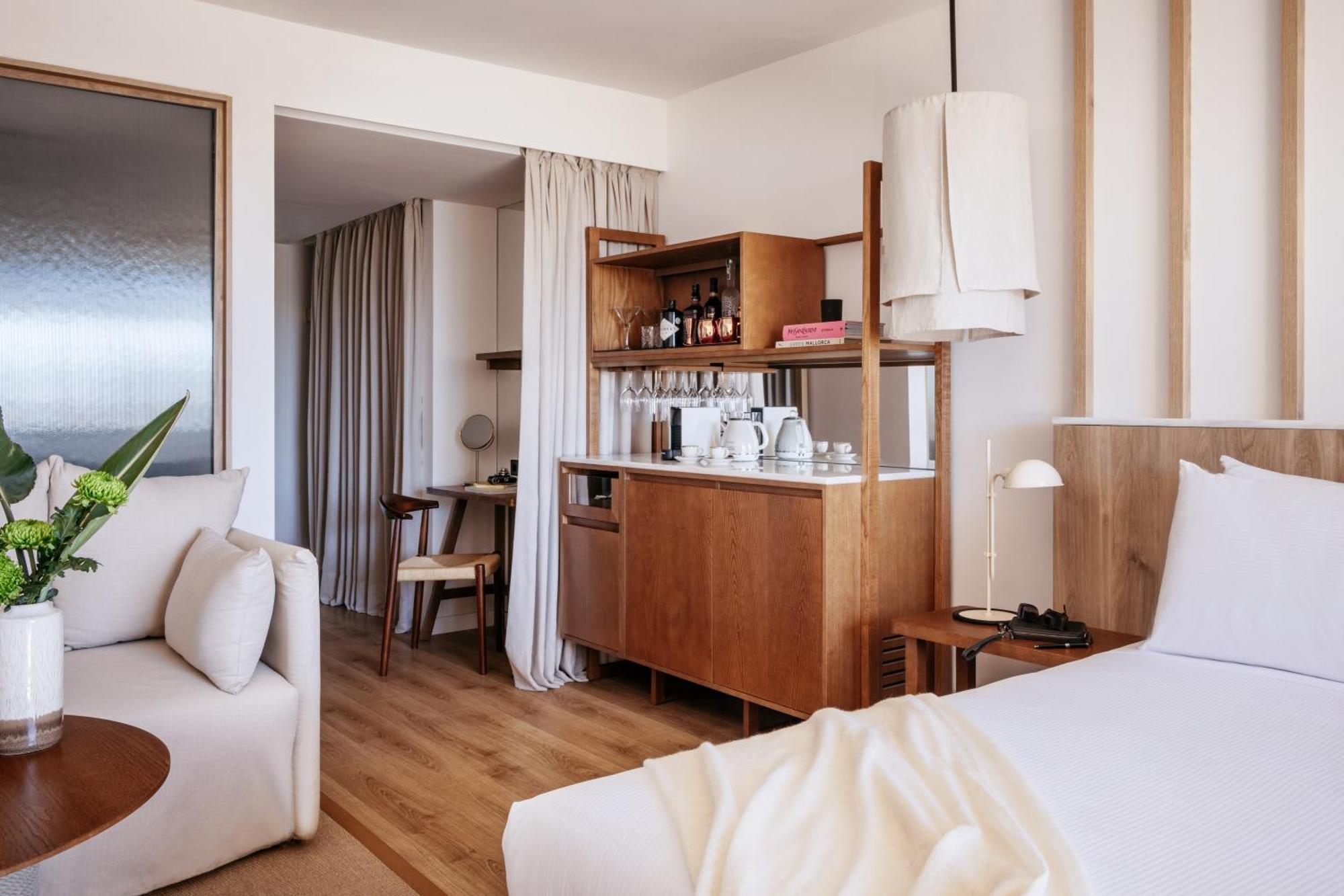 Me Marbella Hotel Exterior photo A room at the Standard East Village